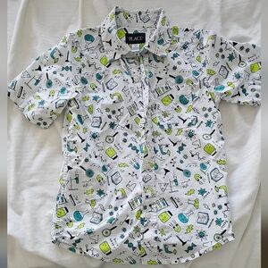 Childrens Place button down short sleeve science shirt size 5/6